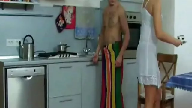 Lány az erdőben xxx videok letoltese