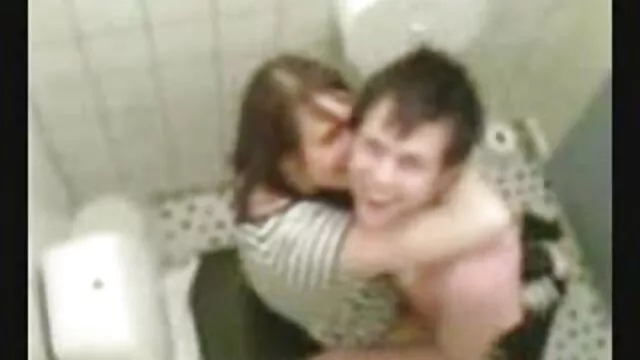 Hogyan került kapcsolatba az olcsó video hu kategoriak felnott pornóval