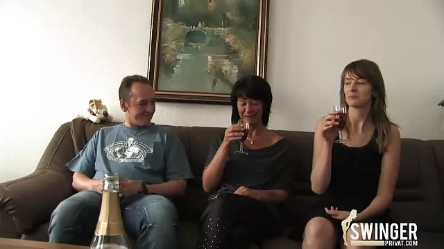 Julia romantikus porno videok először minden gond nélkül ellopta Oroszországot