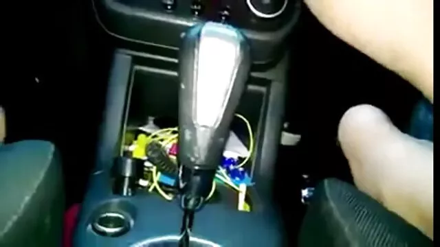 Szőke elégedett egy előadóval szoros pinak