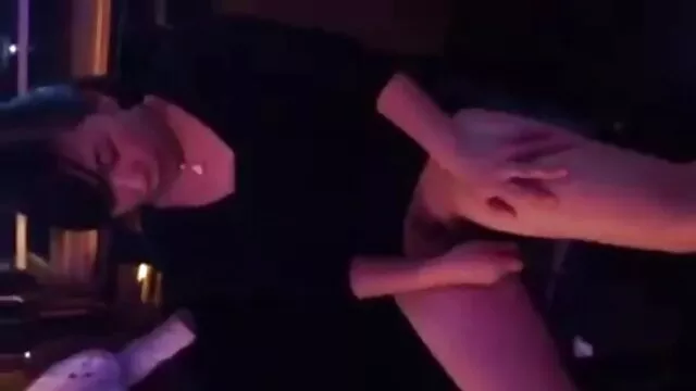 Ember, hogy te pornofilmekingyen vagy és